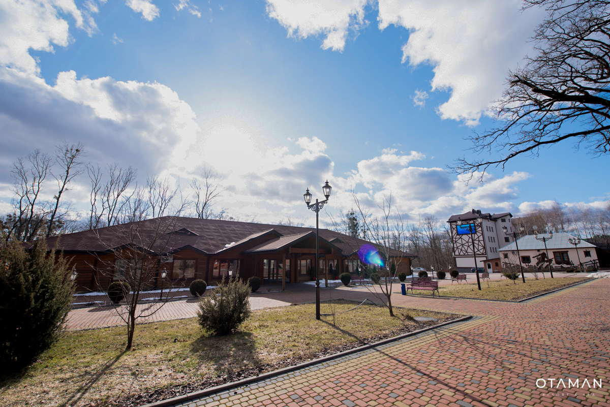 Відпочинковий комплекс «Otaman Resort»