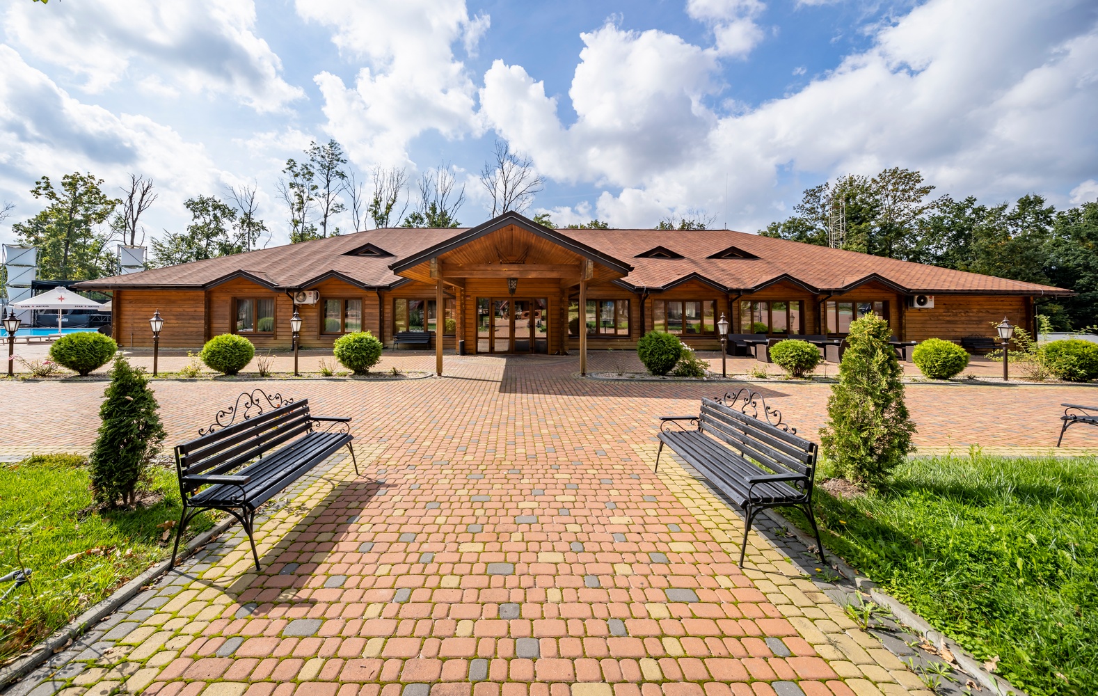 Ресторан комплексу «Otaman Resort»